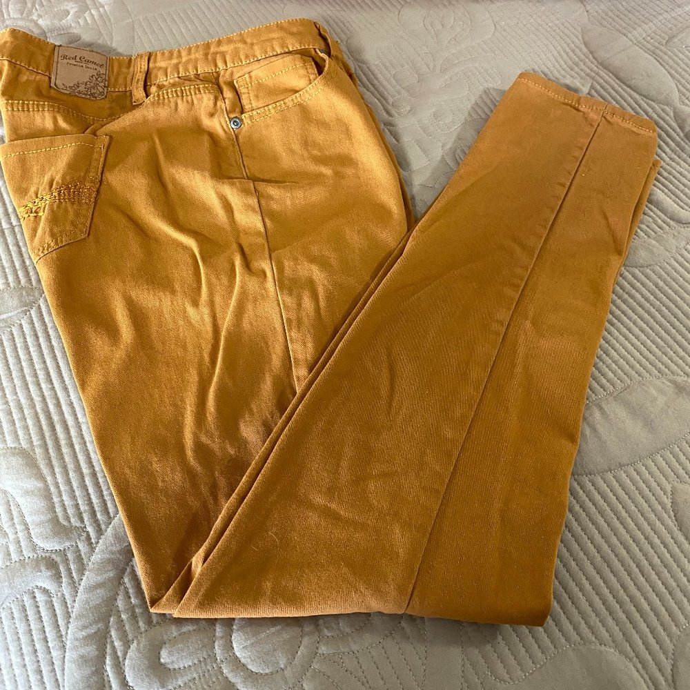 EUC Red Camel sz 7 Mustard color skinny Low rise Jeans